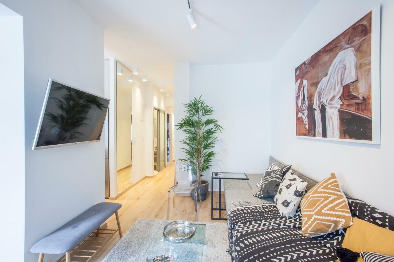 Alterra Vita City Apartment テッサロニキ エクステリア 写真